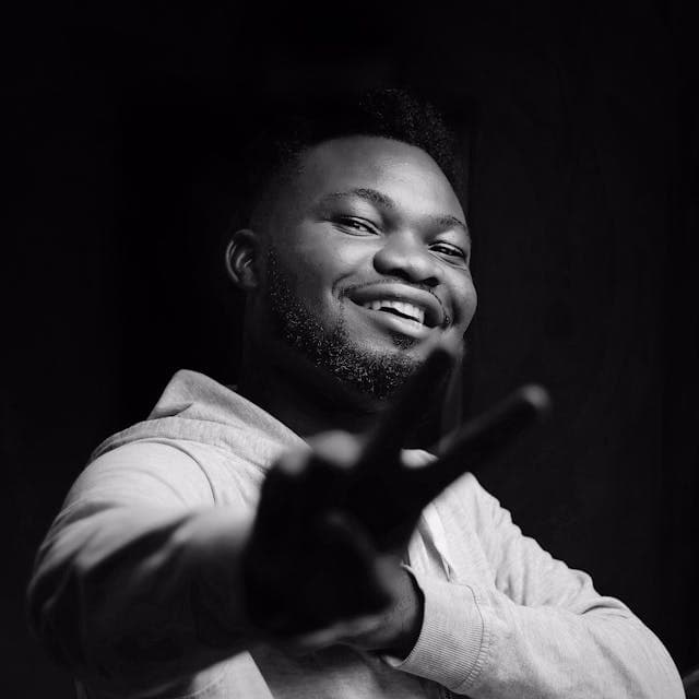 Niniola Photography - fine art portrait session in Benin City, Nigeria